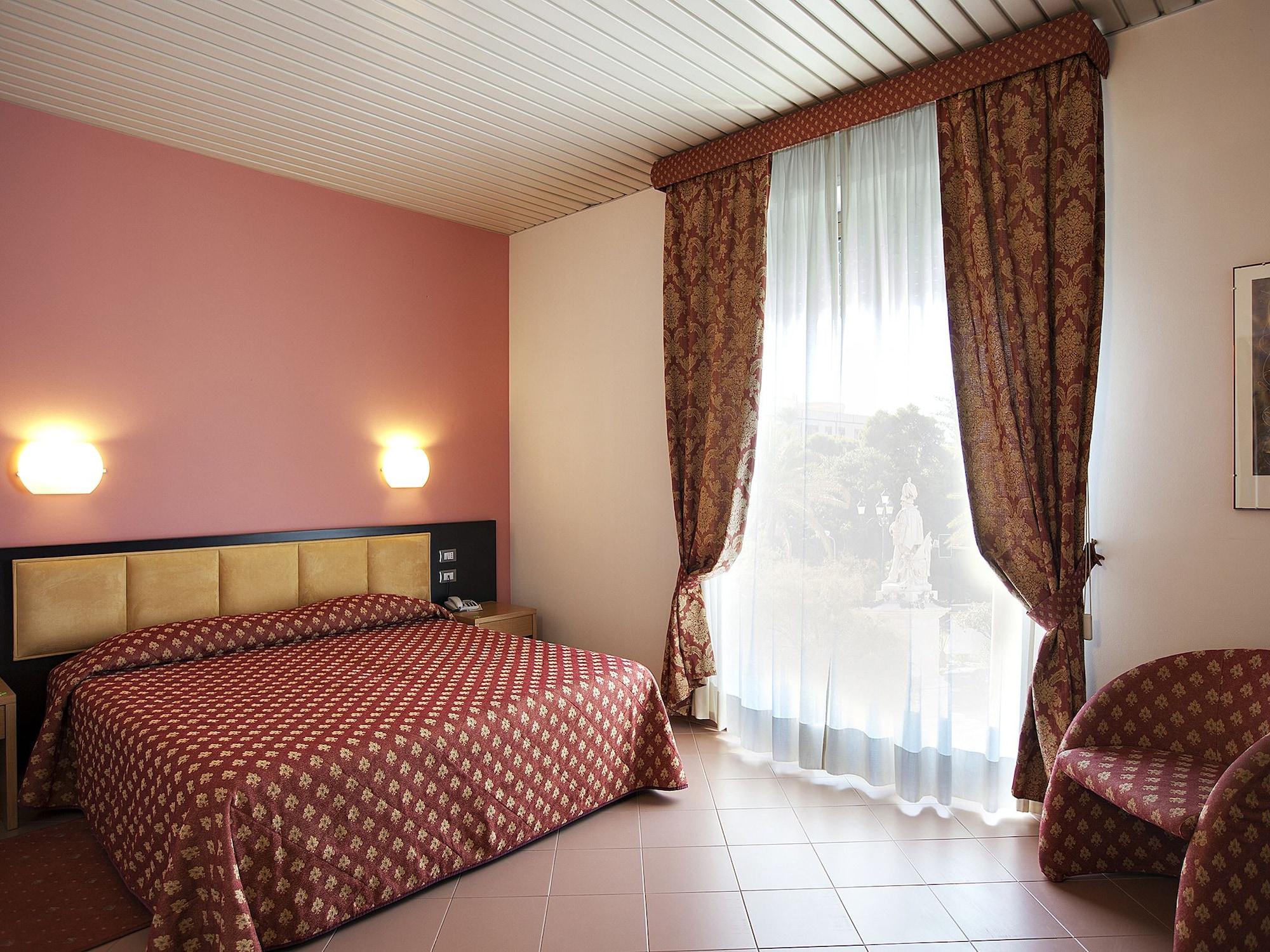 Hotel Vittoria Trapani Esterno foto