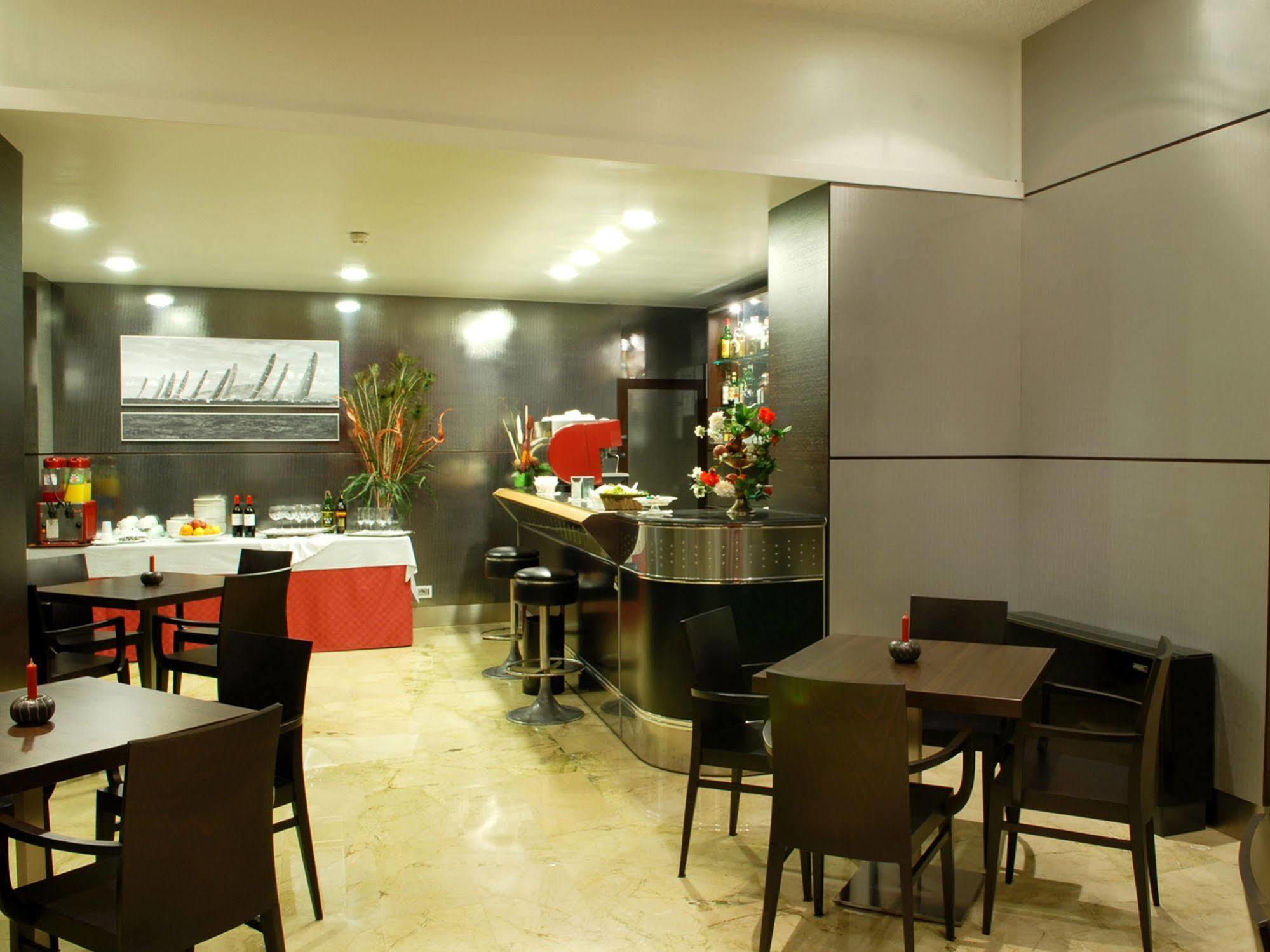 Hotel Vittoria Trapani Esterno foto