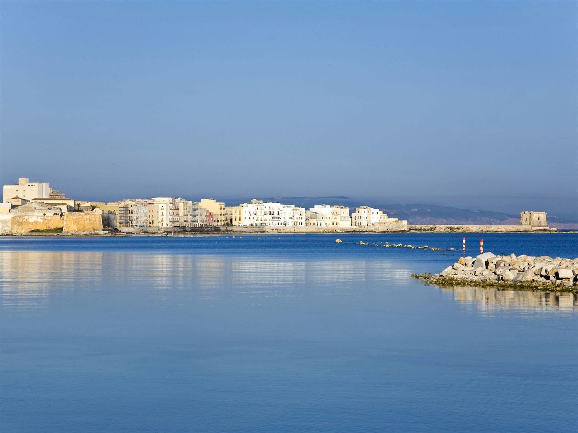 Hotel Vittoria Trapani Esterno foto