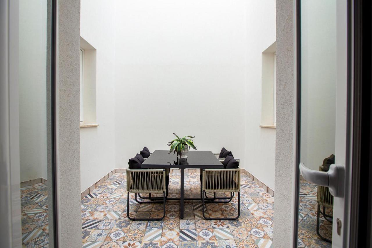 Hotel Vittoria Trapani Esterno foto